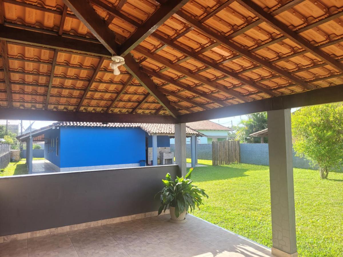 Casa Grande Tamoios: Beachside Retreat with Pool and Gourmet Area Villa Cabo Frio Exterior photo